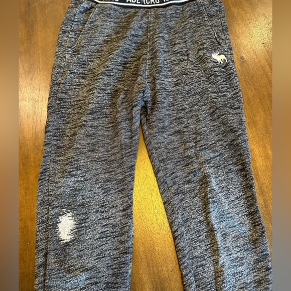 Abercrombie Grey Sweatpants Joggers Boys 11/12 - Picture 5 of 5